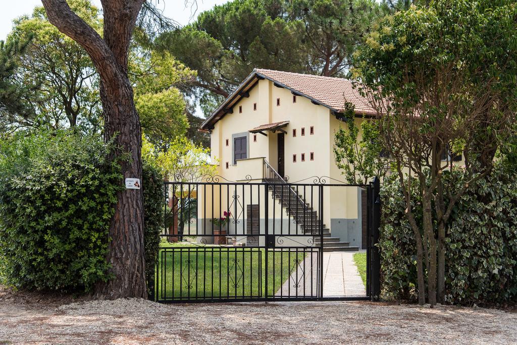 Villa Degli Oleandri Bnb Roma Exterior foto